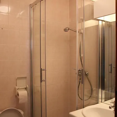 Apartment Diamant - Location: Bel De 3 En Plein Centre Mae-9014